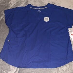NWT Climate Right by Cuddl Duds Scrub Top